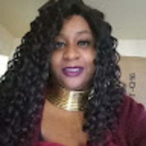 Meet your Posher, Denise